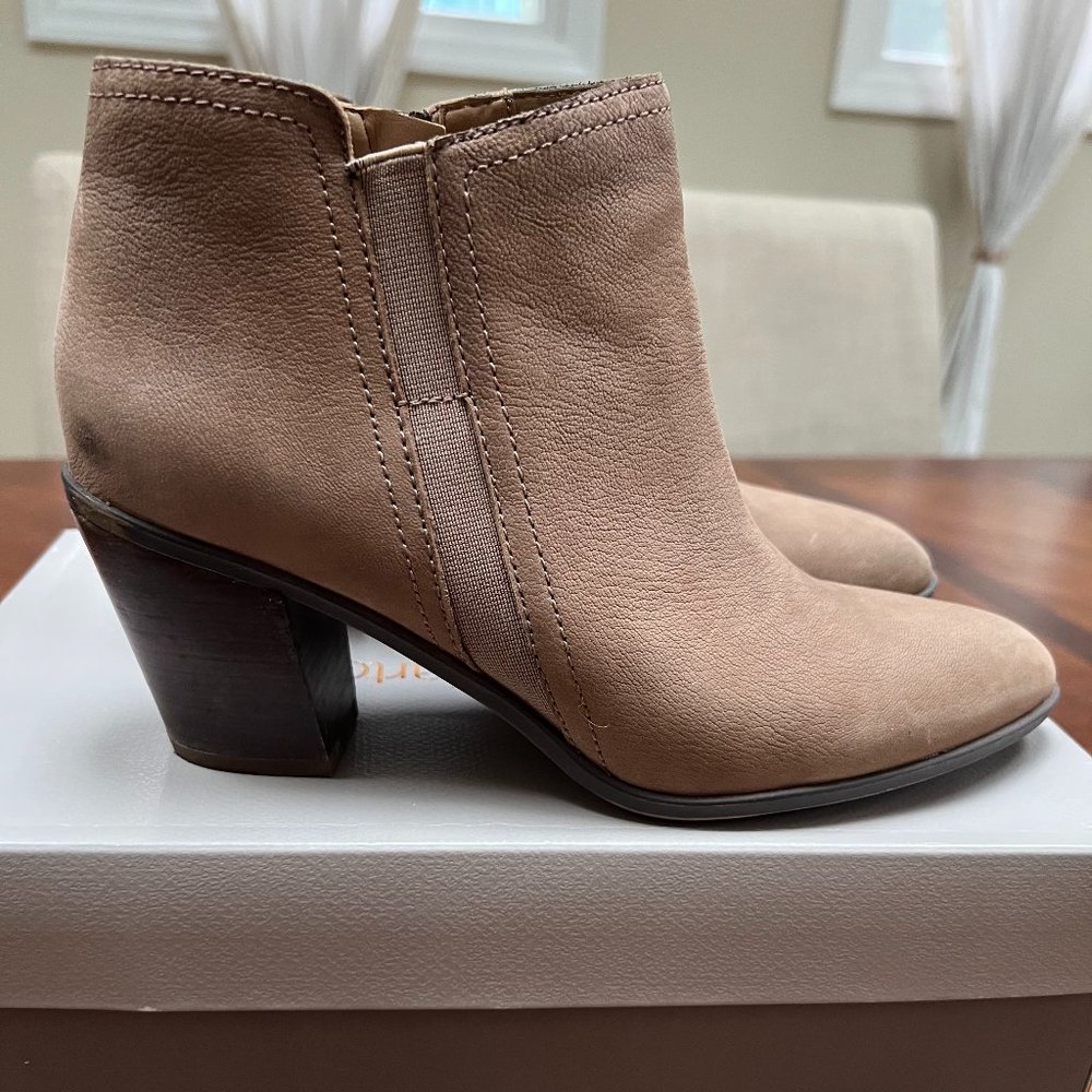 Franco Sarto Odeon Suede Ankle Bootie (Size: 7.5)